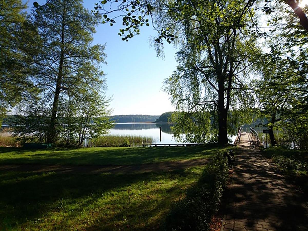 Waldschenke Stendenitz Uebernachten Im Wald Am See นอยรุพพิน ภายนอก รูปภาพ